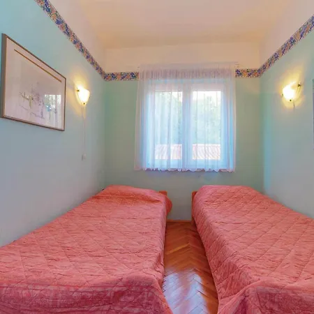 1 Bedroom Cozy In Kraljevica